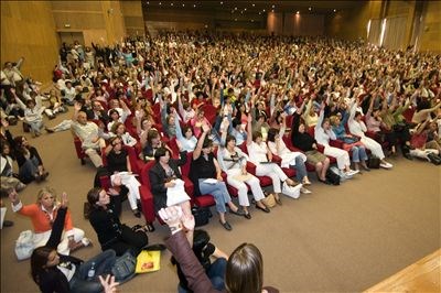 Uma imensa multidão no Seminário de Vilar